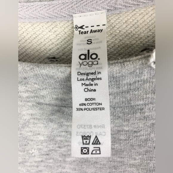 Alo Yoga Distressed Cropped Crew Neck Sweatshirt In Heather Gray Size S - Picture 8 of 9